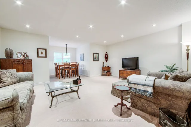 Additional image 28 of 300 Ravineview Way Unit 21