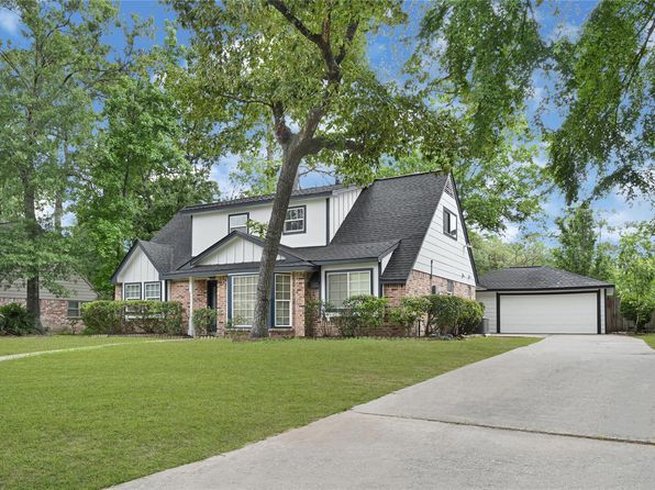 5815 Old Lodge Dr, Houston, TX 77066