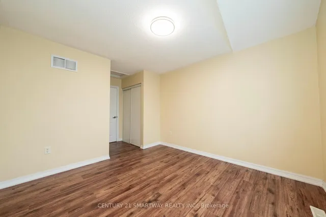 Additional image 30 of 184 Montreal Circ