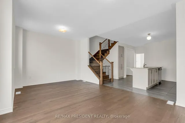 Additional image 22 of 34 Queenpost Dr