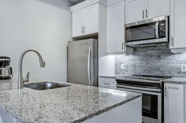 Additional image 5 of 4040 Upper Middle Rd Unit 103