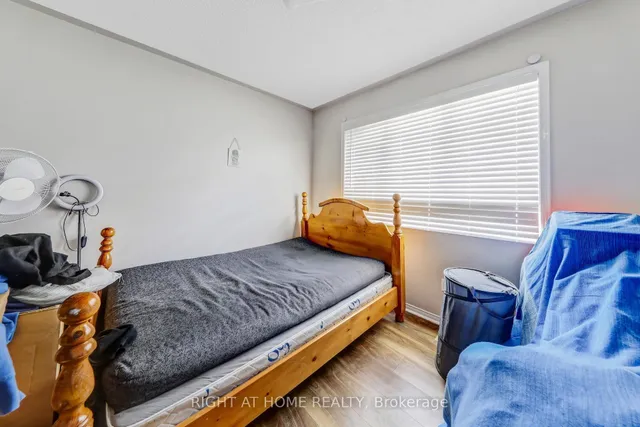 Additional image 31 of 28 Cedarvalley Blvd