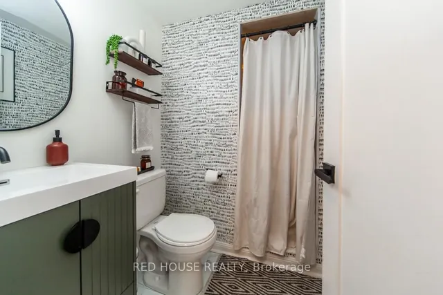 Additional image 21 of 33 Canniff St Unit 714