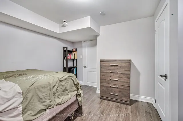 Additional image 34 of 24 DIAMOND Crt