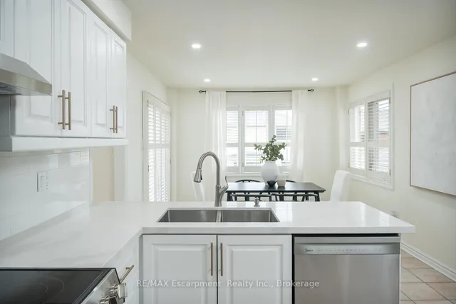 Additional image 13 of 1220 Grandview Dr