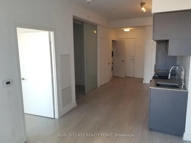 Additional image 8 of 181 Dundas St Unit 4702