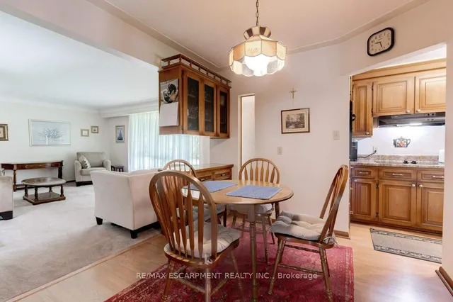 Additional image 10 of 29 Beacon Ave