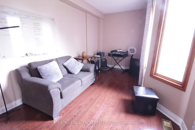 Additional image 14 of 309 Rouge Hills Dr