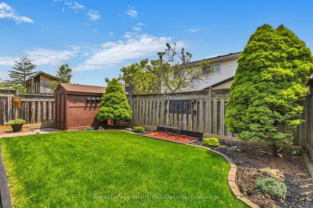 Additional image 28 of 64 Lamont Pl