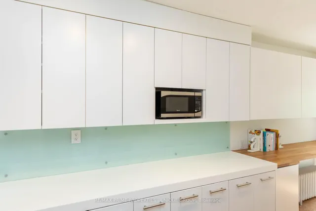 Additional image 18 of 437 St Clements Ave