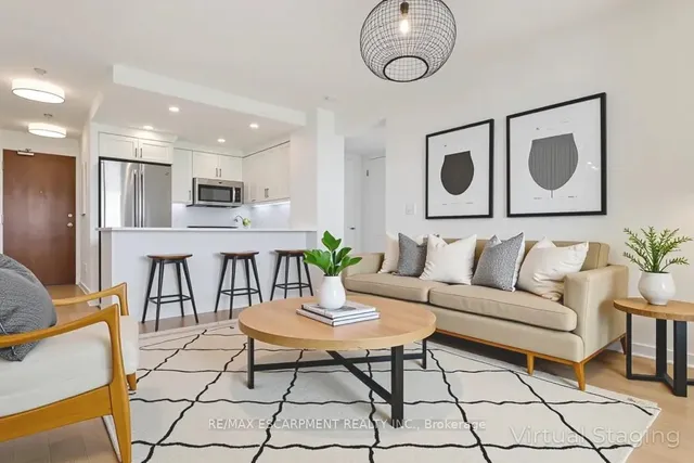 Additional image 19 of 18 Kenaston Gdns Unit 1701