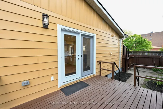 Additional image 47 of 24 CLAPHAM Rd