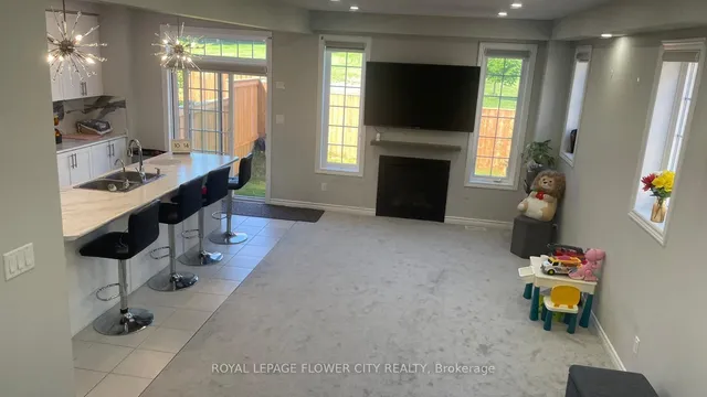 Additional image 3 of 22 Gleason Cres