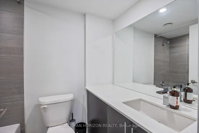 Additional image 17 of 8 Marquette Ave Unit 2