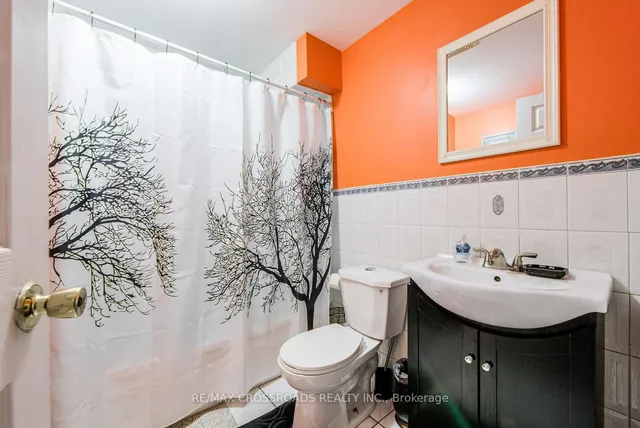 Additional image 42 of 34 Narrow Valley Cres