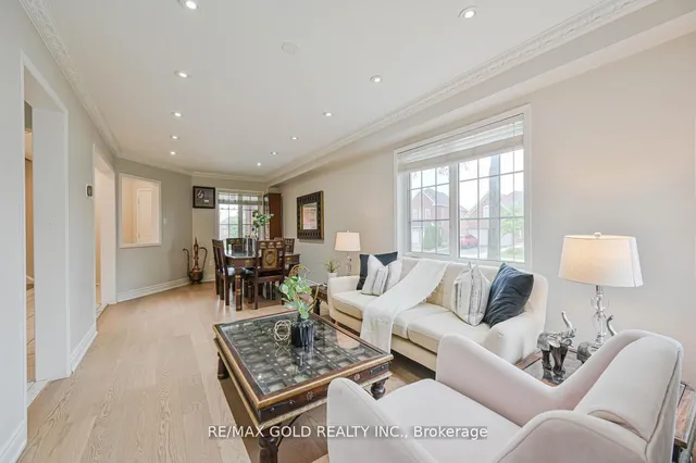 Additional image 4 of 44 Ribbon Dr