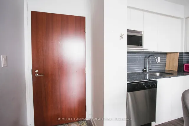 Additional image 16 of 160 Flemington Rd Unit 1522