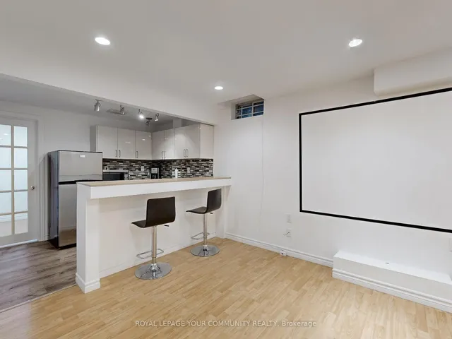 Additional image 27 of 20 May Apple Terr