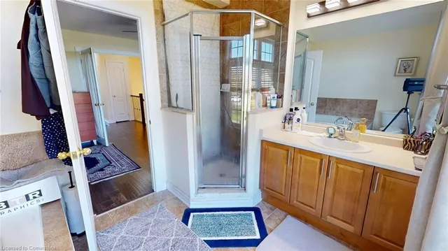 Additional image 13 of 206 Springstead Ave