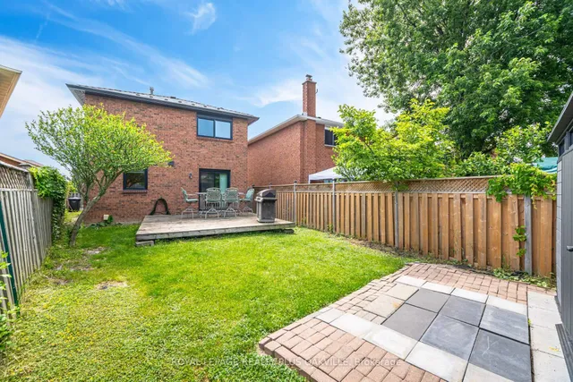 Additional image 50 of 421 Laurentian Ave