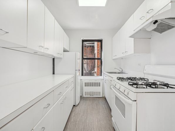 2400 Webb Ave APT 2A, Bronx, NY 10468