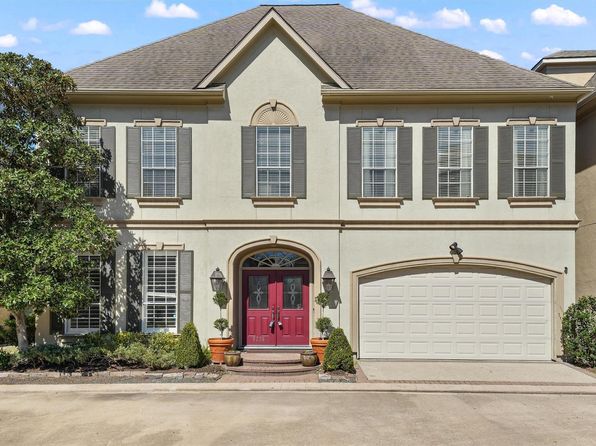 3238 N Pemberton Circle Dr, Houston, TX 77025