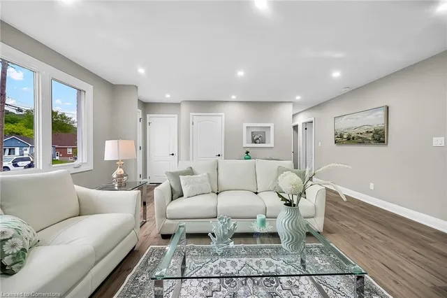 Additional image 8 of 355 Rosedale Ave