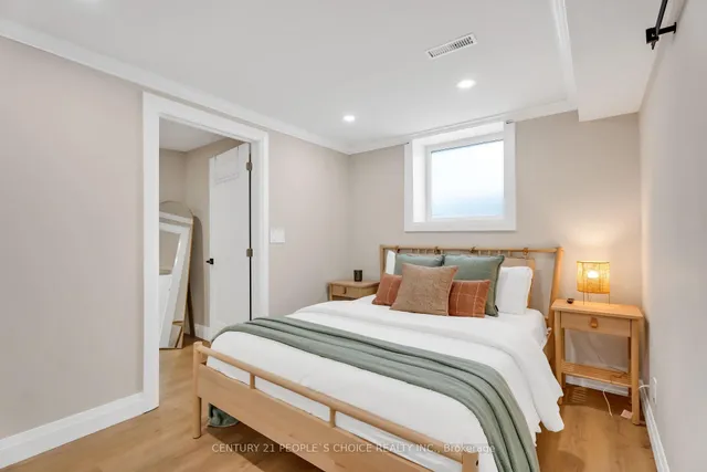 Additional image 42 of 7 Carl Cres