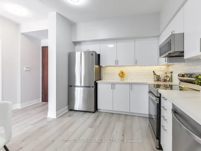 Additional image 8 of 1 Clairtrell Rd Unit 309