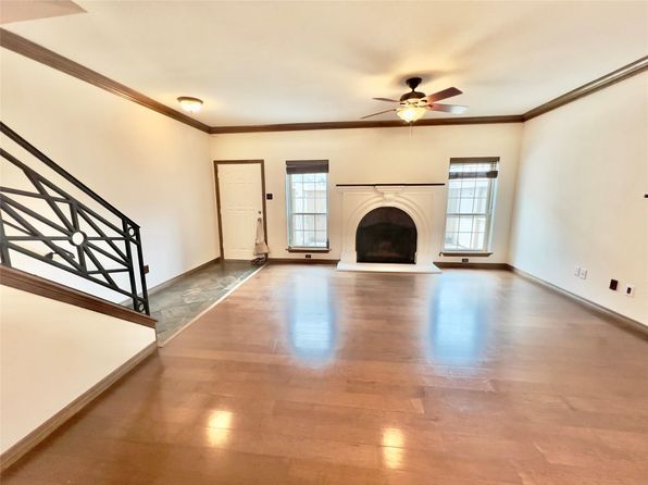 3018 Holly Hall St, Houston, TX 