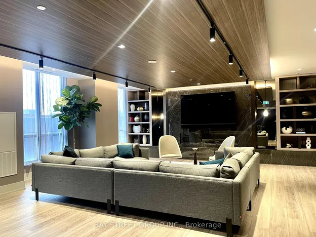 Additional image 31 of 286 Main St Unit 2406