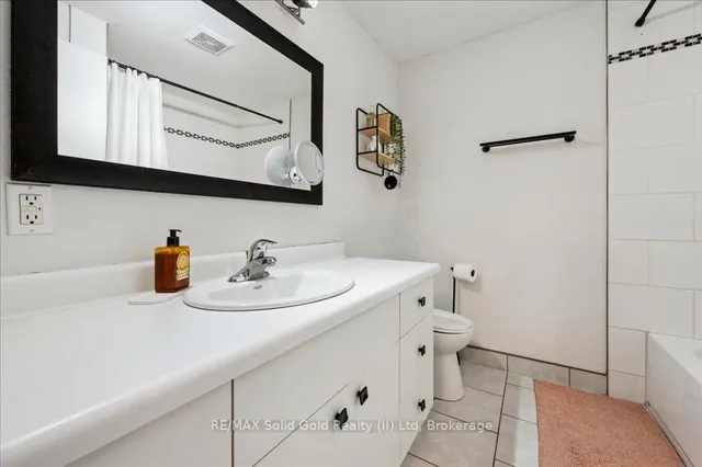 Additional image 23 of 104 Kingswood Dr