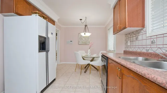 Additional image 17 of 627 Driftcurrent Dr