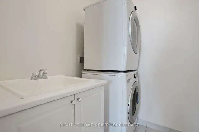 Additional image 35 of 19 Robarts Dr