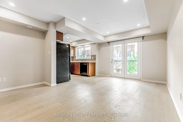 Additional image 7 of 51 Hays Blvd Unit 27