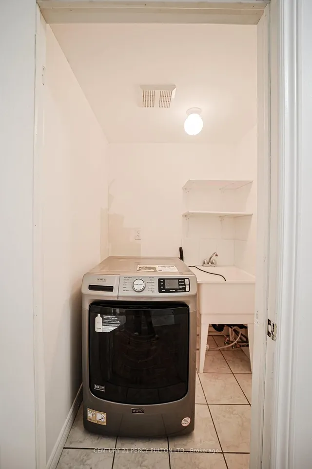 Additional image 44 of 33 Tollgate Mews