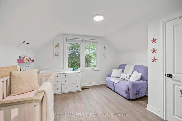 Additional image 25 of 342 East 15th St