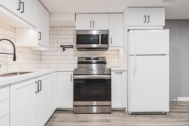 Additional image 30 of 90 Pottruff Rd