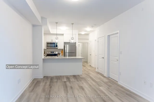 Additional image 2 of 470 Dundas St Unit 429