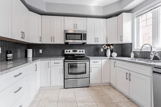 Additional image 15 of 523B Royal York Rd