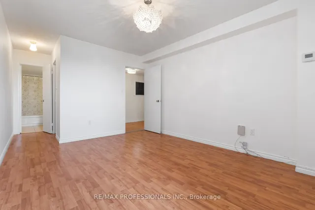 Additional image 15 of 812 Burnhamthorpe Rd Unit 306