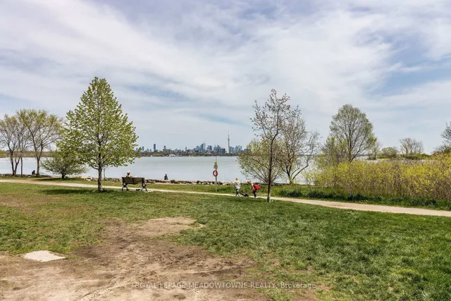 Additional image 21 of 110 Marine Parade Dr Unit 606