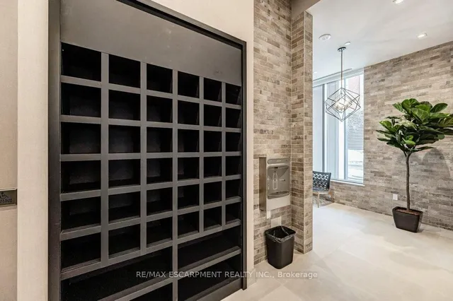 Additional image 29 of 212 King William St Unit 415