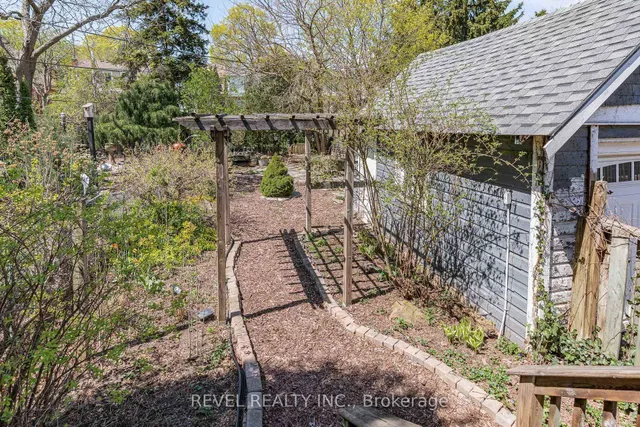 Additional image 31 of 206 Grosvenor Ave