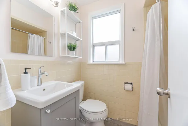 Additional image 23 of 112 North Carson St