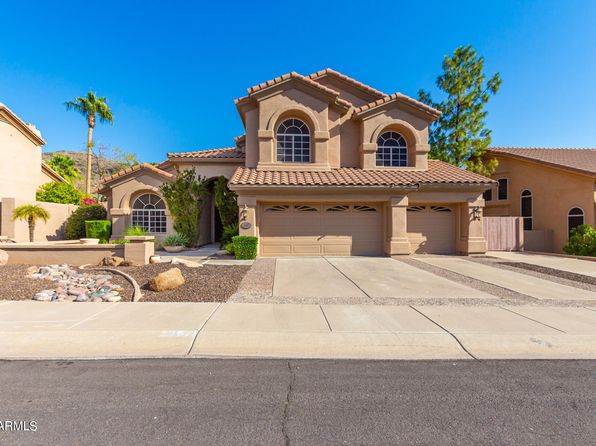 1367 E Desert Flower Ln, Phoenix, AZ 85048