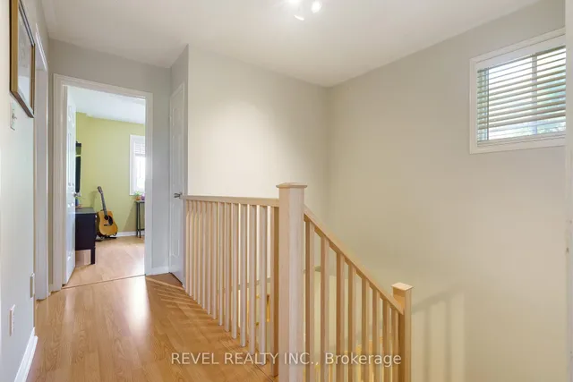 Additional image 36 of 637 Amelia Cres