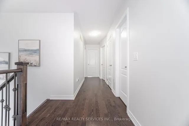 Additional image 32 of 18 Spokanne St