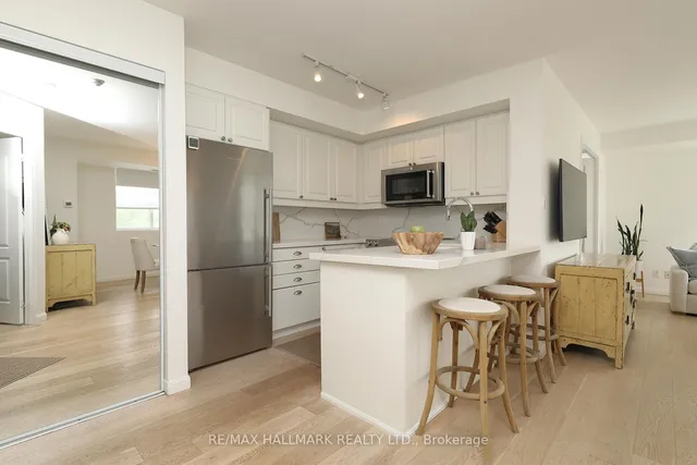 Additional image 6 of 55 Lorindale Ave Unit 403