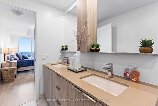 Additional image 32 of 70 Annie Craig Dr Unit 4005